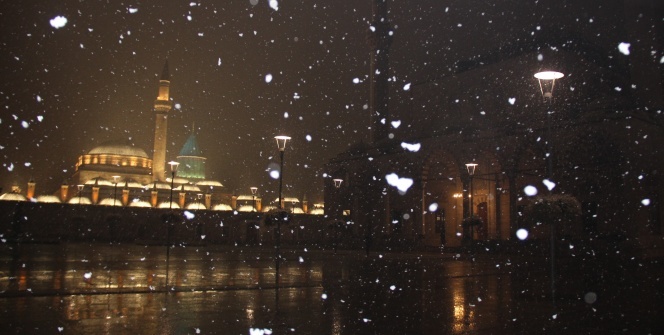 Ve mevsimin ilk karı düştü! Her yer beyaza büründü