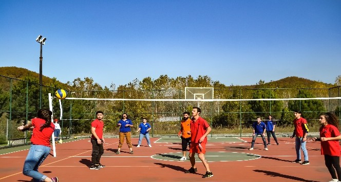 Mithat-Mehmet Çanakçı MYO’da voleybol turnuvası düzenlendi