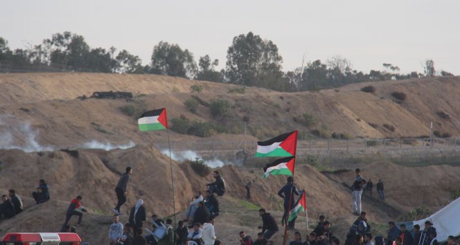 Gazze sınırında 40 kişi yaralandı