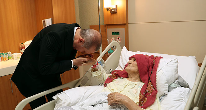 Cumhurbaşkanı Erdoğan&#039;dan hasta ziyareti
