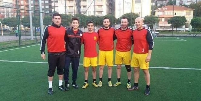 Yeşil sahada üzücü olay! Maçta kalp krizi geçiren futbolcu hayatını kaybetti