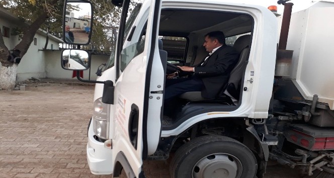 Elbeyli ilçesine yeni temizlik araçları alındı