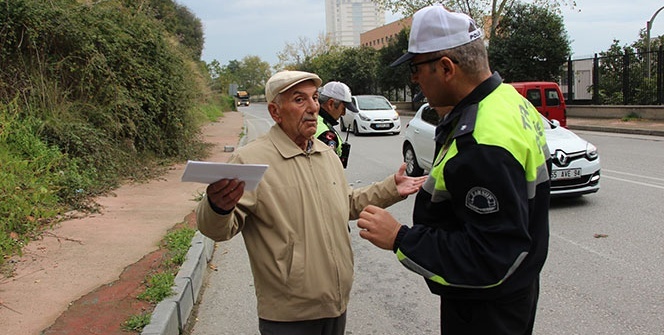 Bu kez caddeyi kapatamadı