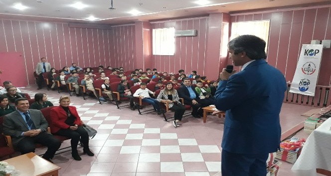 Kırıkkale’de öğrencilere bilinçli sosyal medya kullanma eğitimi verildi