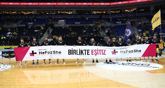 Turkish Airlines EuroLeague: Fenerbahçe: 100 - Darüşşafaka Tekfen: 79