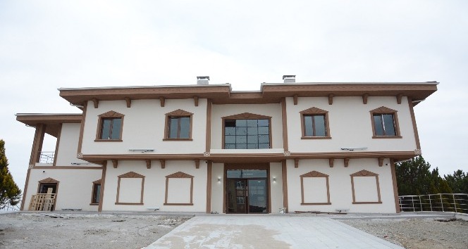 Akyurt’ta Öğretmenevi inşaatı tamamlandı