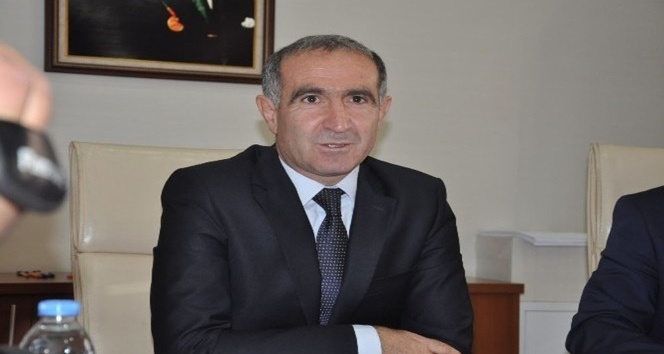 Kafkas Üniversitesi’nin yeni Rektörü Prof. Dr. Hüsnü Kapu oldu