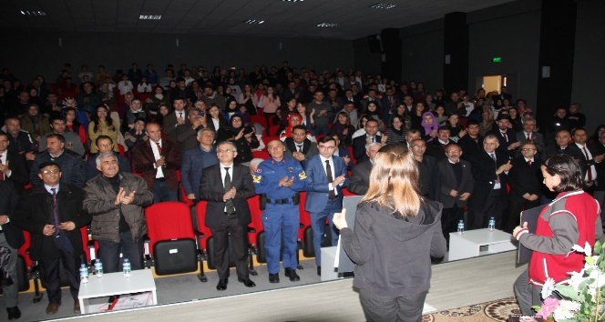 Domaniç Ortaokulu’ndan ‘Muallim’ klibi