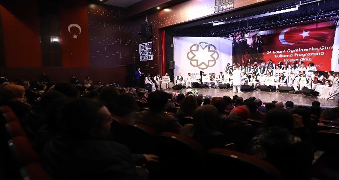 Mardin’de öğretmenlere özel 5 dilde konser