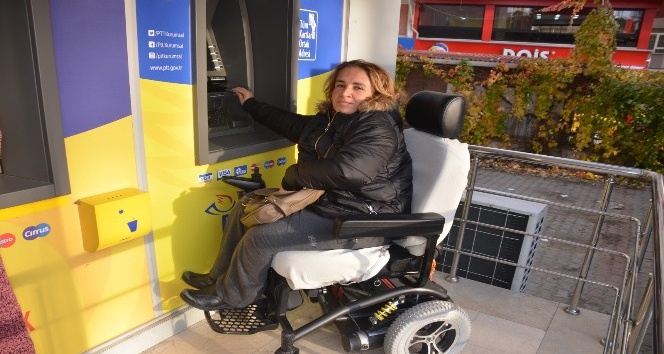 Engelli vatandaşlar maaşlarını çekebilecekleri ATM istiyor
