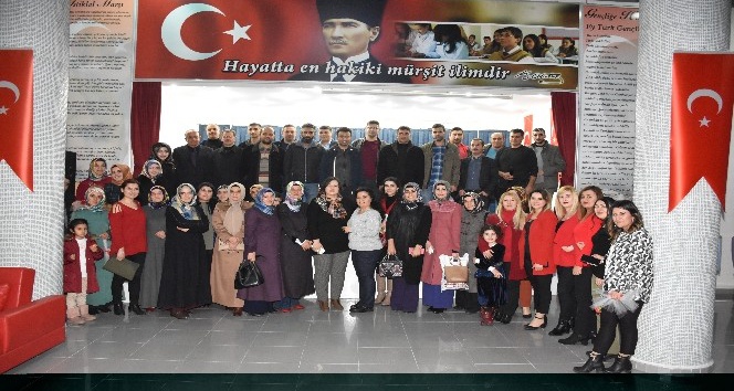 Yeni Hamle’de Öğretmenler Günü coşkusu