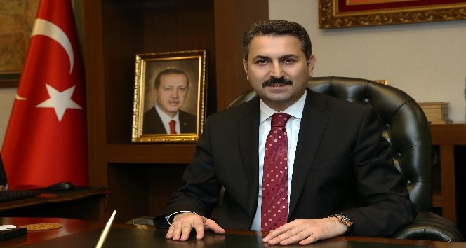 AK Parti’nin en genç belediye başkanı ikinci dönem için aday gösterildi