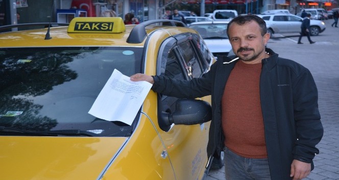 Yaralı taksici meslektaşına Twitter’dan hakaret eden kadından şikayetçi oldu