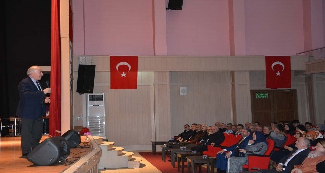 Şimşirgil’den “Osmanlı Medeniyetinin İzleri” konferansı