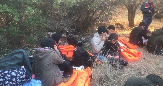 Çanakkale’de yasa dışı yollarla Midilli Adası’na geçme hazırlığındaki 21 düzensiz göçmen yakalandı