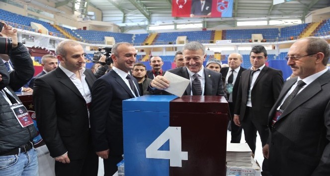 Ahmet Ağaoğlu: &quot;İnşallah Türk futbolunun kaderini değiştiren kulüp oluruz&quot;