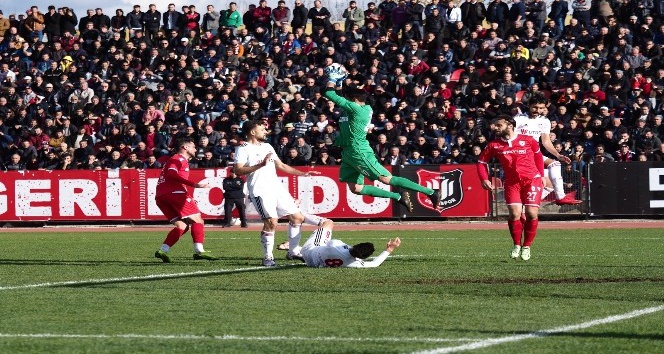 TFF 2. Lig: UTAŞ Uşakspor: 1 - Yılport Samsunspor: 2