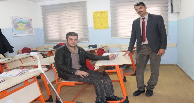 İki bacağını kaybetti, tedavi için geldiği Türkiye’de hayata tutundu