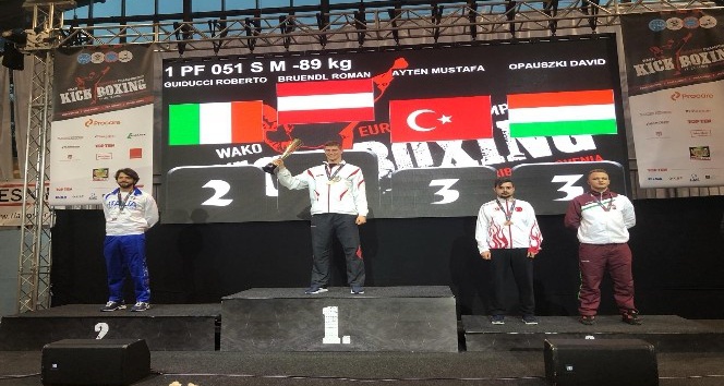 Avrupa Kick Boks Şampiyonası’nda 3. oldu