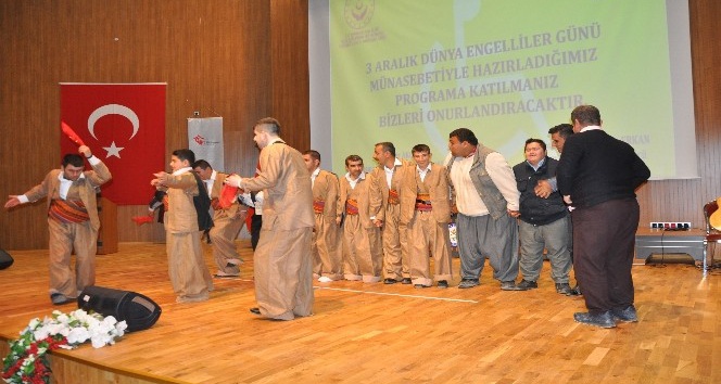 Şırnak’ta engelliler gönüllerince eğlendi
