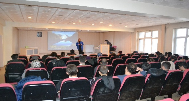 İletişim Fakültesi öğrencilerine “Tüketici Hakları” semineri