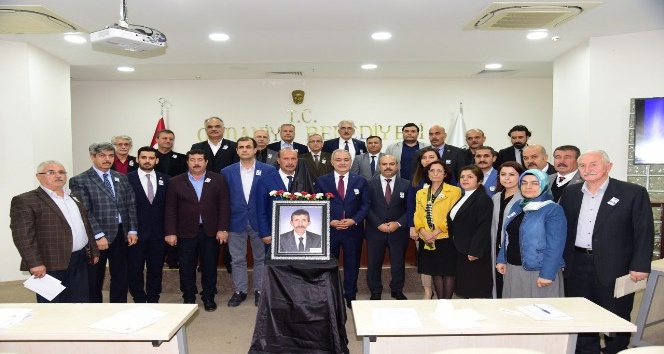 MHP Meclis Üyesi Mustafa İnce meclis toplantısında anıldı