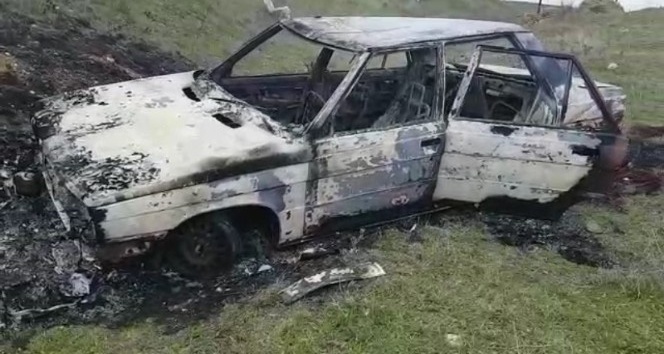 Malkara’da bir otomobil küle dönmüş halde bulundu