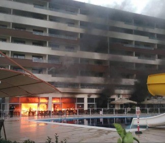 Hatay’ta termal otelde yangın