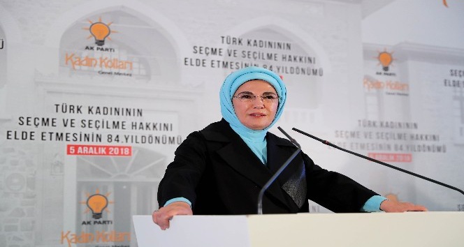 Emine Erdoğan: “Kadınlarımızın yerel yönetimlerde söz sahibi olmasını güçlü bir şekilde destekliyoruz”
