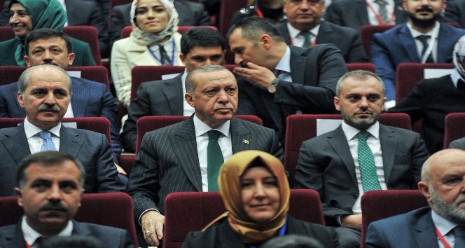 Cumhurbaşkanı Erdoğan 14 ilin belediye başkan adayını açıkladı