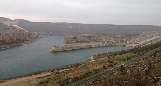 Adıyaman Üniversitesi öğrencilerinden Atatürk Barajına teknik gezi