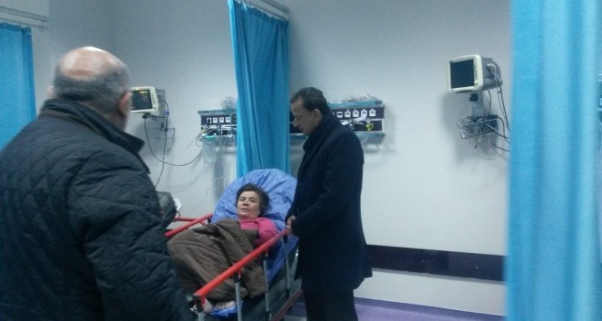 AK Partil’i Kırteke su kuyusunda bulunan kadını ziyaret etti
