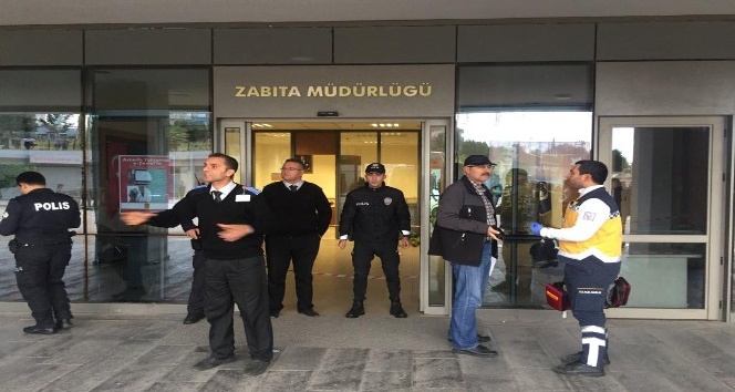 Çukurova Belediyesi’ne silahlı baskın: 3 yaralı