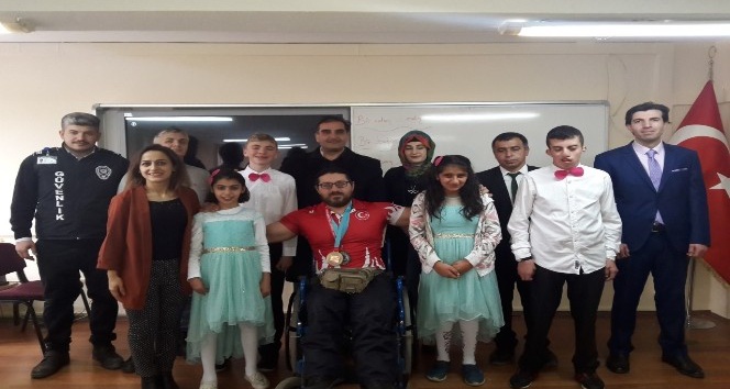 Engelliler Meclisi ve engelli öğrencilerden anlamlı etkinlik