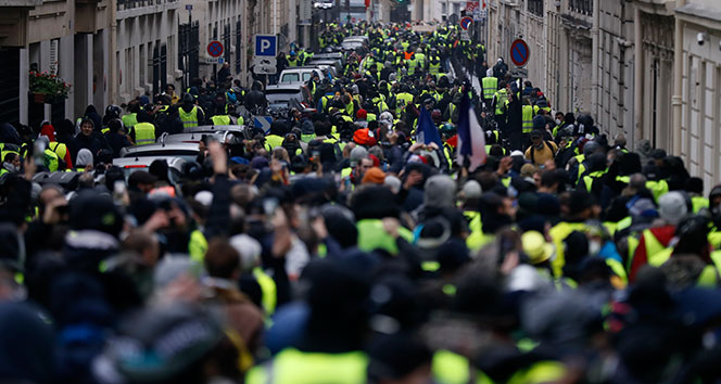 Fransa’da 278 kişi gözaltına alındı