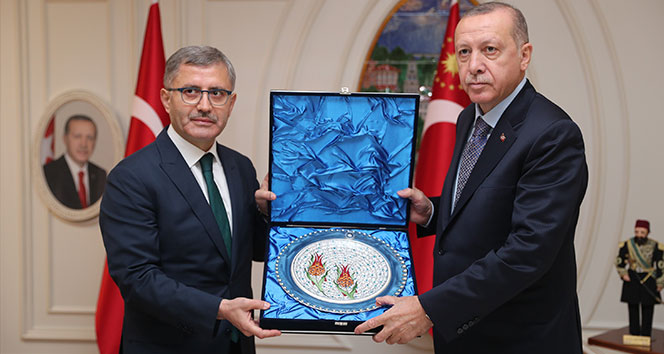 Cumhurbaşkanı Erdoğan Üsküdar Belediyesini ziyaret etti