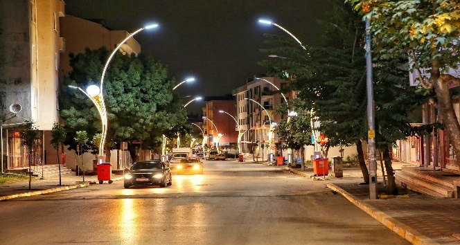 Darıca’da caddeler ışıl ışıl