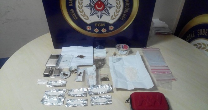 Bursa’da uyuşturucu operasyonu, 17 gözaltı