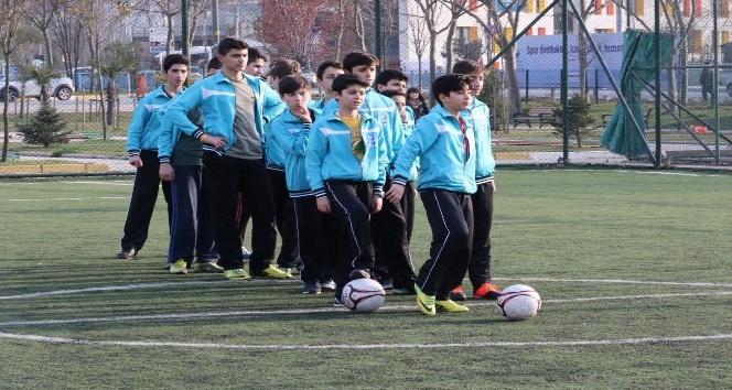Eyüpsultan Belediyesinin kış spor okulu kayıtları başladı