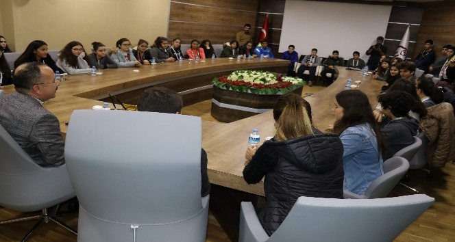 Ankaralı öğrenciler Siirt’e misafir oldu
