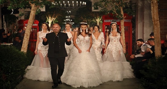 Antalya’da ünlü mankenlerden gelinlik defilesi