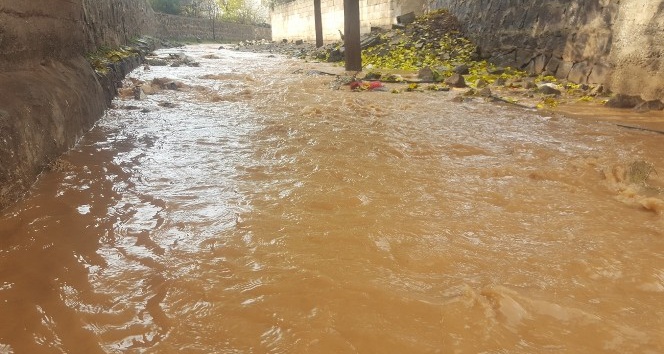Yavuzeli’nde 24 saatte 4 mevsim yaşandı