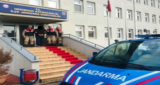 Aranan 2 örgüt üyesi Malatya’da yakalandı