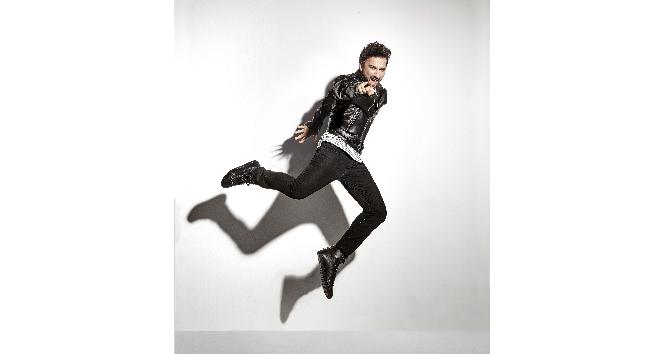 Coca - Cola’nın yeni reklam yüzü, Tarkan