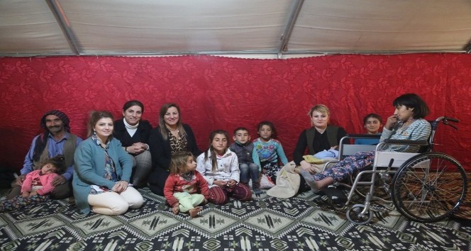Engelli kız tekerlekli sandalyesine kavuştu