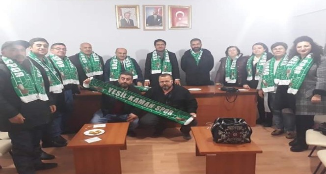 AK Parti teşkilatından Yeşil Kamanspor’a atkı desteği