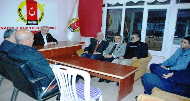 Başkan Adayı Mahmut Polat, Anadolu Basın Birliğini ziyaret etti