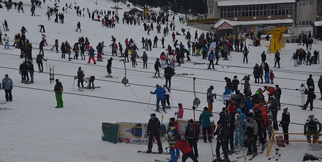 Uludağ'a tatilci akını