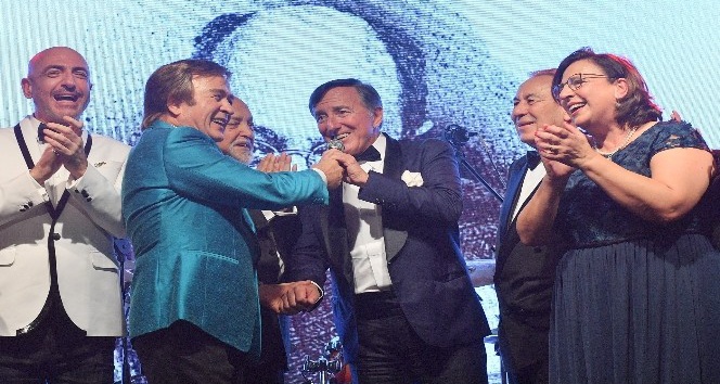 İş, sanat ve eğitim dünyası buluştu