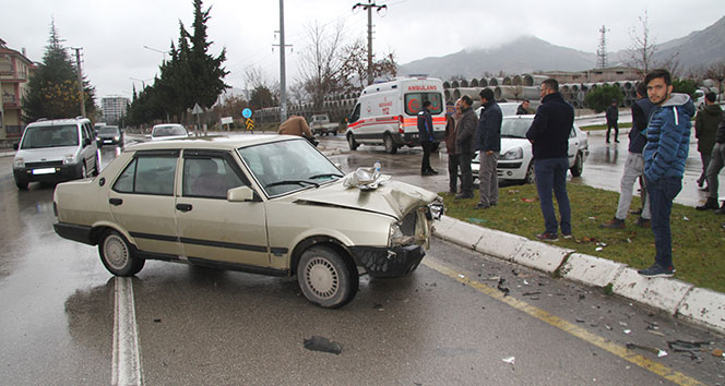 Isparta’da trafik kazası: 1 yaralı!